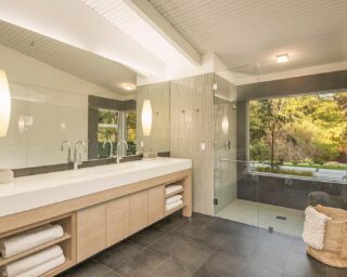 We believe that every room of your house deserves the absolute best! 

#coastsupply#homerenovation#bathroomdesign#bathroomremodel#onlythebest